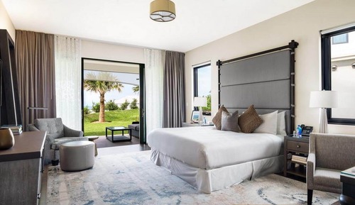 Villa, 1 King Bed, Garden View