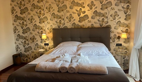 Basic Double or Twin Room, Garden View