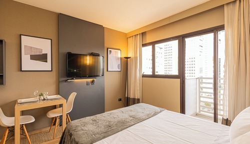 Classic Studio, City View