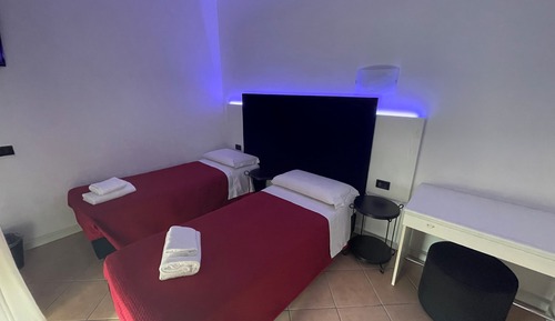 Single Room, Balcony, Garden View