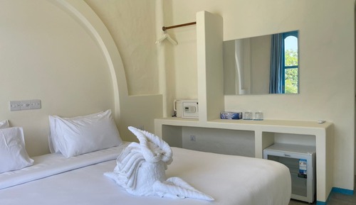 Deluxe Double Room, Balcony, City View