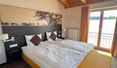 Suite, Balcony, Hill View