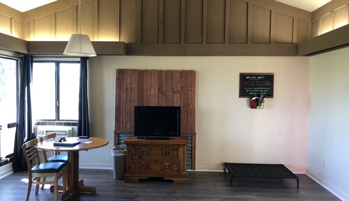 Pet Friendly Single King