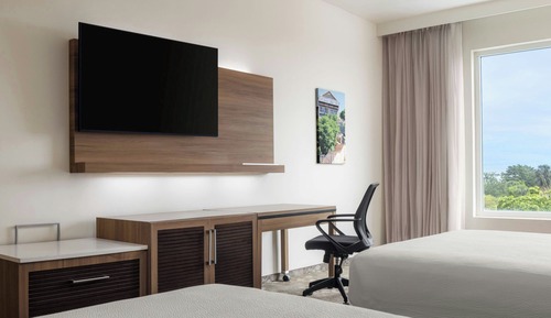 Room, 2 Queen Beds, Non Smoking