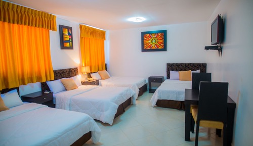 Standard Quadruple Room, Multiple Beds, Private Bathroom