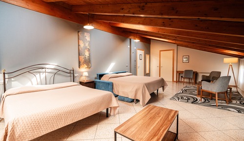 Family Studio Suite