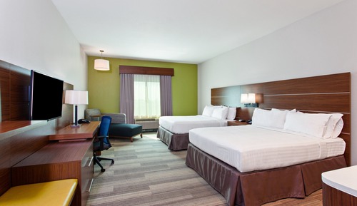 Standard Room, 2 Queen Beds, Accessible Bathtub (Communications)
