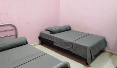 House, 3 Bedrooms, Smoking