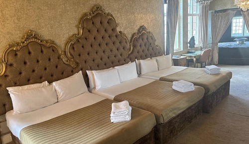 Presidential Double Room, City View