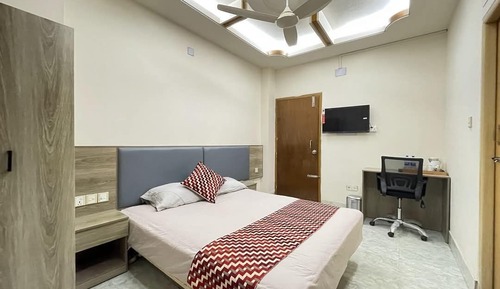 Single Room, City View