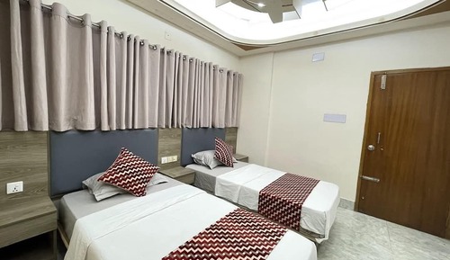 Family Room, Balcony, City View