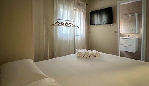 Comfort Double Room, City View