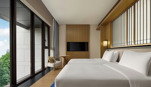 Room, 2 Twin Beds, Balcony, Garden View