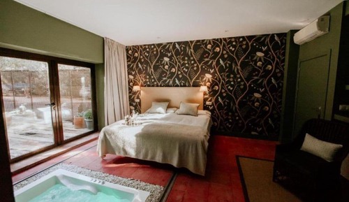 Grand Suite, 1 King Bed, Private Pool, Garden View