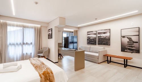 Executive Studio