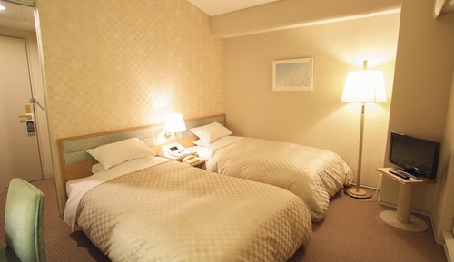 Standard Twin Room, Smoking