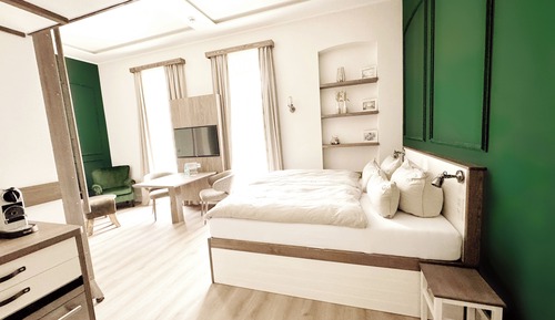 Loft, Pets Allowed, Garden View