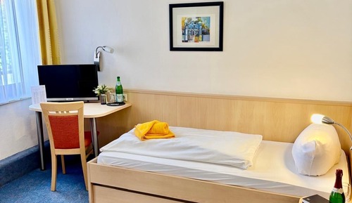 Standard Single Room