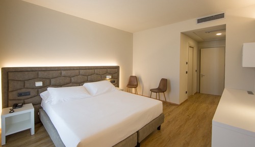 Deluxe Triple Room, Balcony