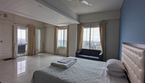 Deluxe Studio, Balcony, City View