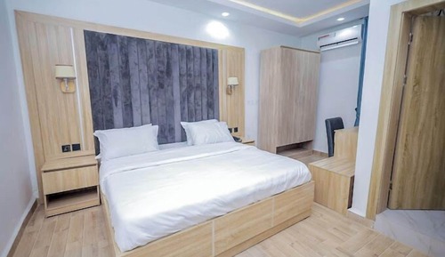 Deluxe Room, Balcony, City View