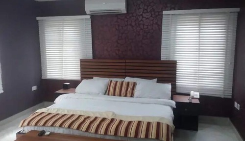 Family Room, Balcony, City View