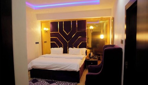 Deluxe Room, Balcony, City View