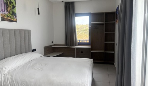 Classic Single Room