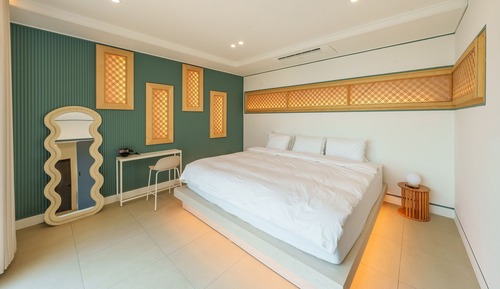 Basic Room, 1 Bedroom (Aurora 201 (Pool Villa/Spa/BBQ))