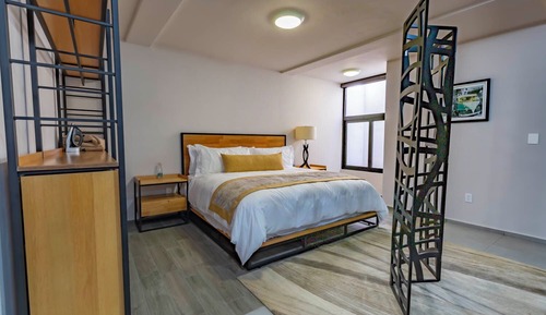 Standard Loft