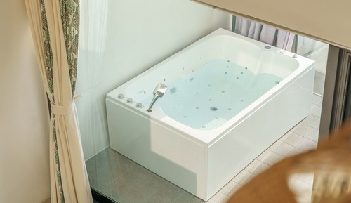 Basic Room, 1 Bedroom (Rose Room 201 (Spa))