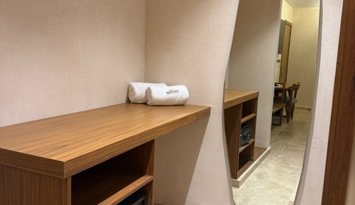 Room, 1 King Bed