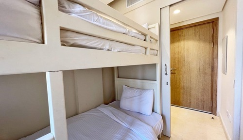 Sparky & Summery 2 BDR @ Mangroovy | Free Beach & Pool Access (M3-3A-04)