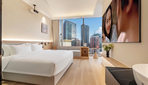 Family Quadruple Room, Non Smoking, City View
