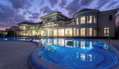 Grand Villa, 5 Bedrooms, Lake View