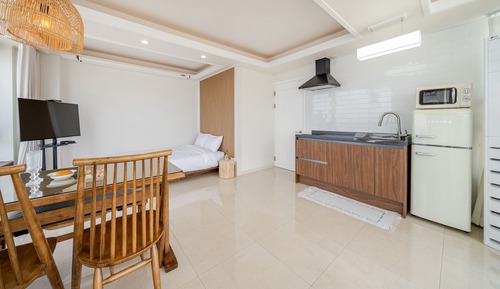 Basic Room, 1 Bedroom (Room 401 (Panorama View/Private BBQ))