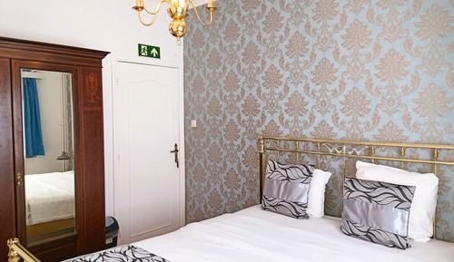 Economy Single Room