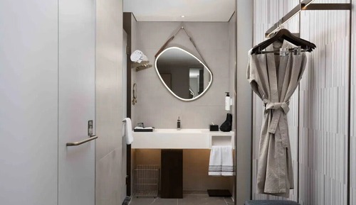 Executive Double Room, City View