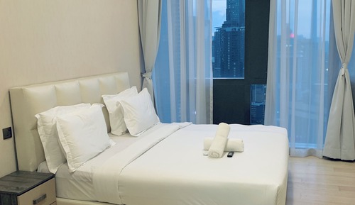 Luxury Penthouse, 3 Bedrooms, City View