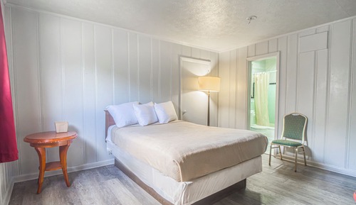 Room, 1 Queen Bed, Smoking