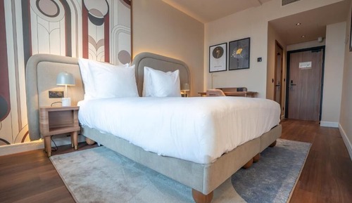 Classic Twin Room