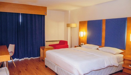 Standard Single Room, 1 King Bed, Ground Floor