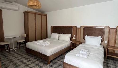 Comfort Triple Room