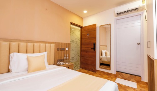 Executive Double Room, City View