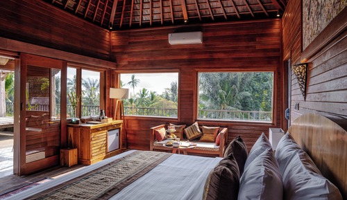 Hoshi Royal Villa