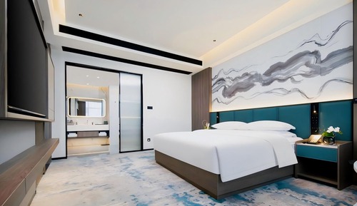 Luxury Studio Suite, Lake View