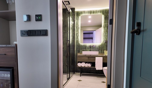 Deluxe Double or Twin Room, Private Bathroom, City View