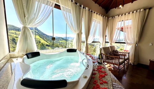 Luxury Chalet, Mountain View