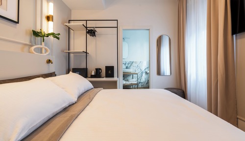 Double Room, 1 Queen Bed with Sofa bed, Non Smoking, Private Bathroom