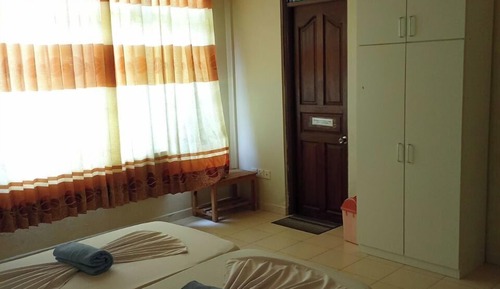 Basic Triple Room